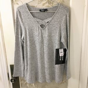 Onque Sport-Elle Women's Gray Knit Long Sleeve Top-Large,NWT